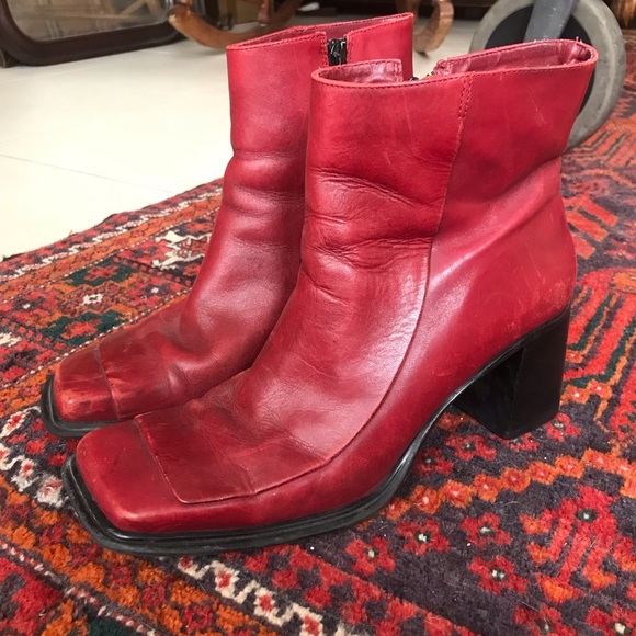 y2k red leather boots - Picture 7 of 8